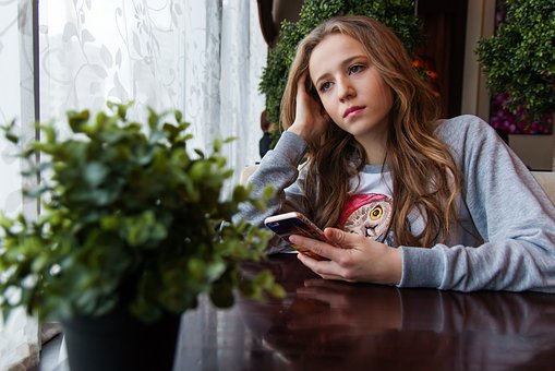 Girl, Teen, Café, Smartphone, Sorrow